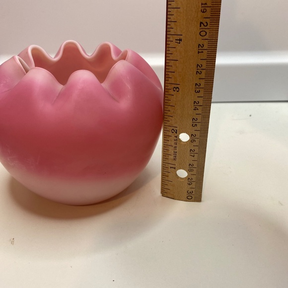 Antique Victorian Satin Glass Rose Bowl Vase Pink Cased White 3.5 inches Tall - Picture 7 of 7